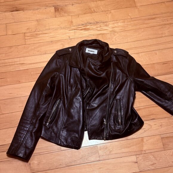 Classic Black Moto Leather Jacket - Picture 3 of 3